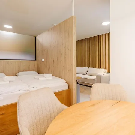 Apartment Pod Oblaky